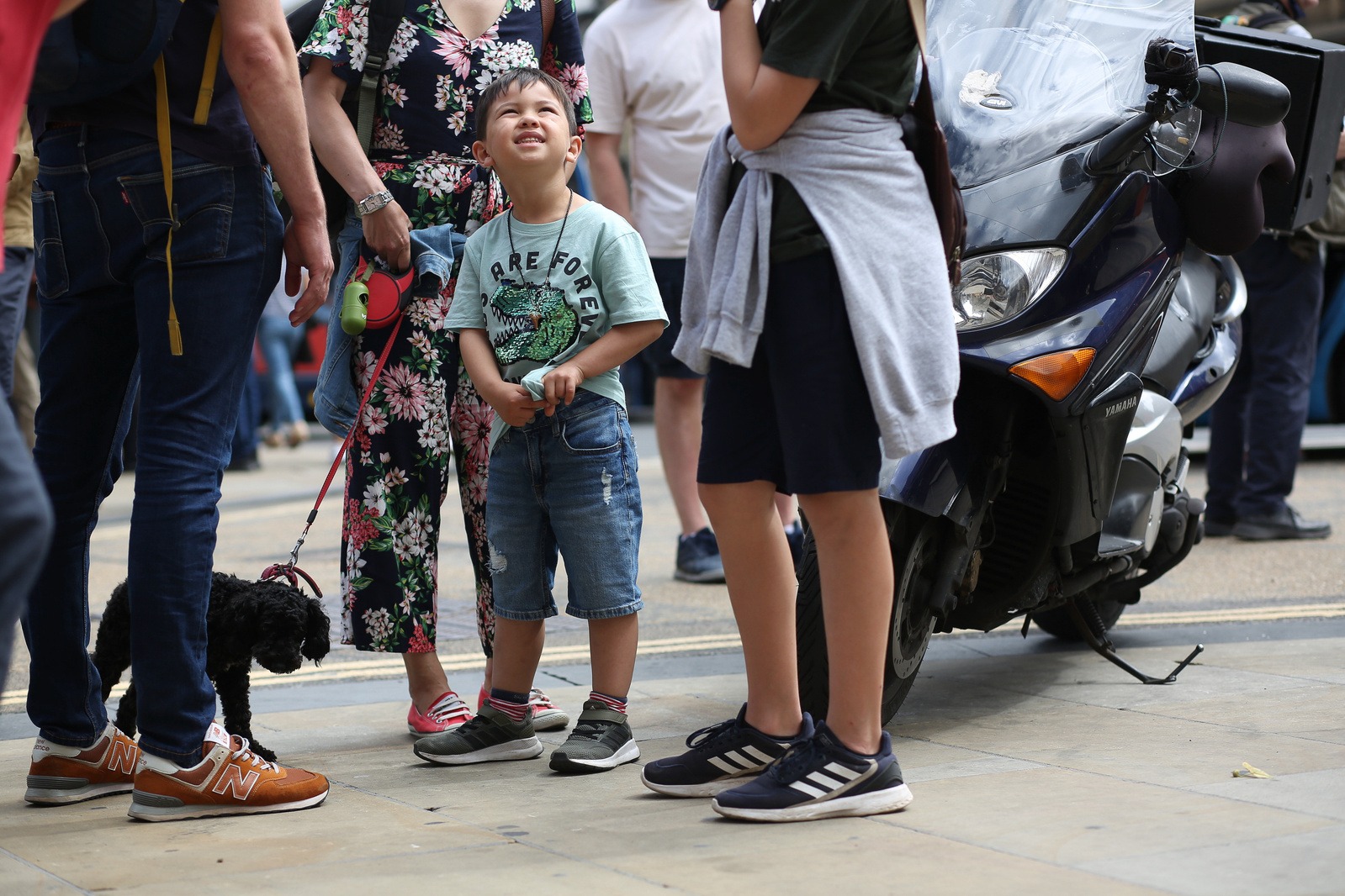 Photo of beople on the street in Oxford, UK by Elena Gallina