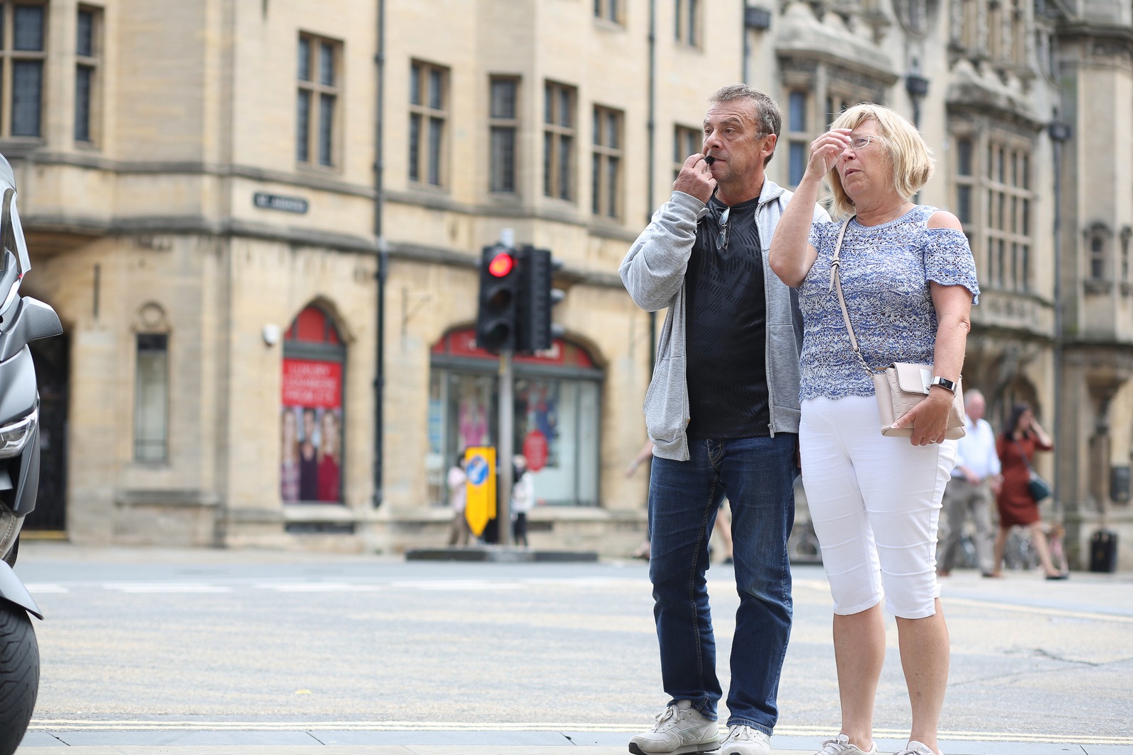 Photo of beople on the street in Oxford, UK by Elena Gallina